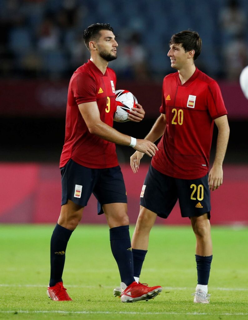 juan Miranda e Rafa Mir da Selección Española masculina de fútbol - EFE RFEF Gonzalo Arroyo